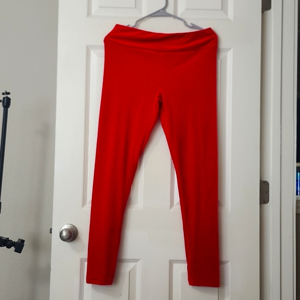 Red leggings, stretchy, from Walmart